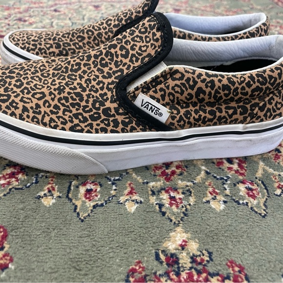 Vans leopard print size 2 - Picture 5 of 6